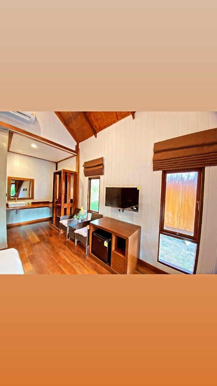 Little Rock Kohjum Otel Koh Jum Dış mekan fotoğraf
