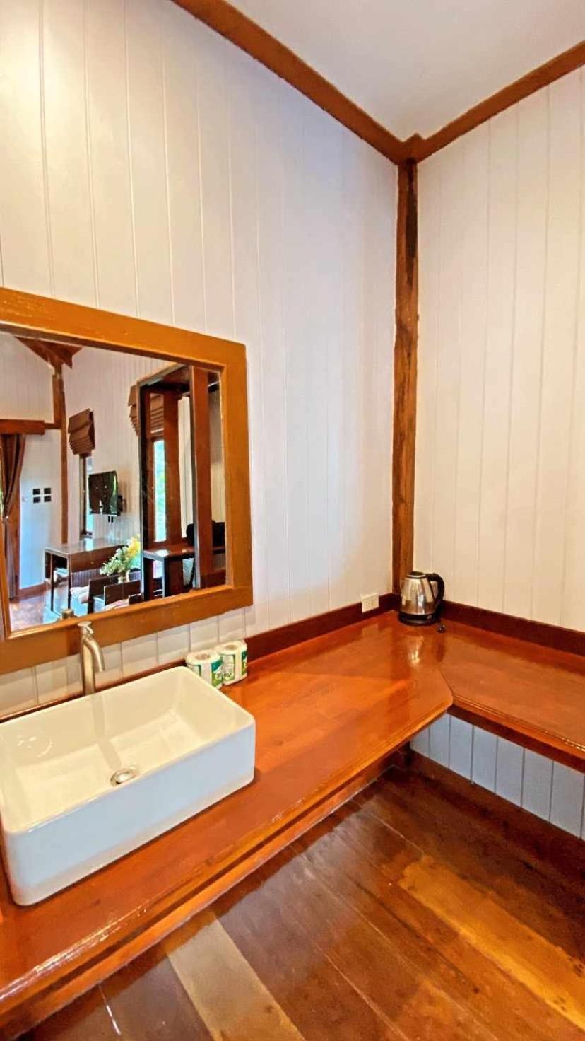Little Rock Kohjum Otel Koh Jum Dış mekan fotoğraf